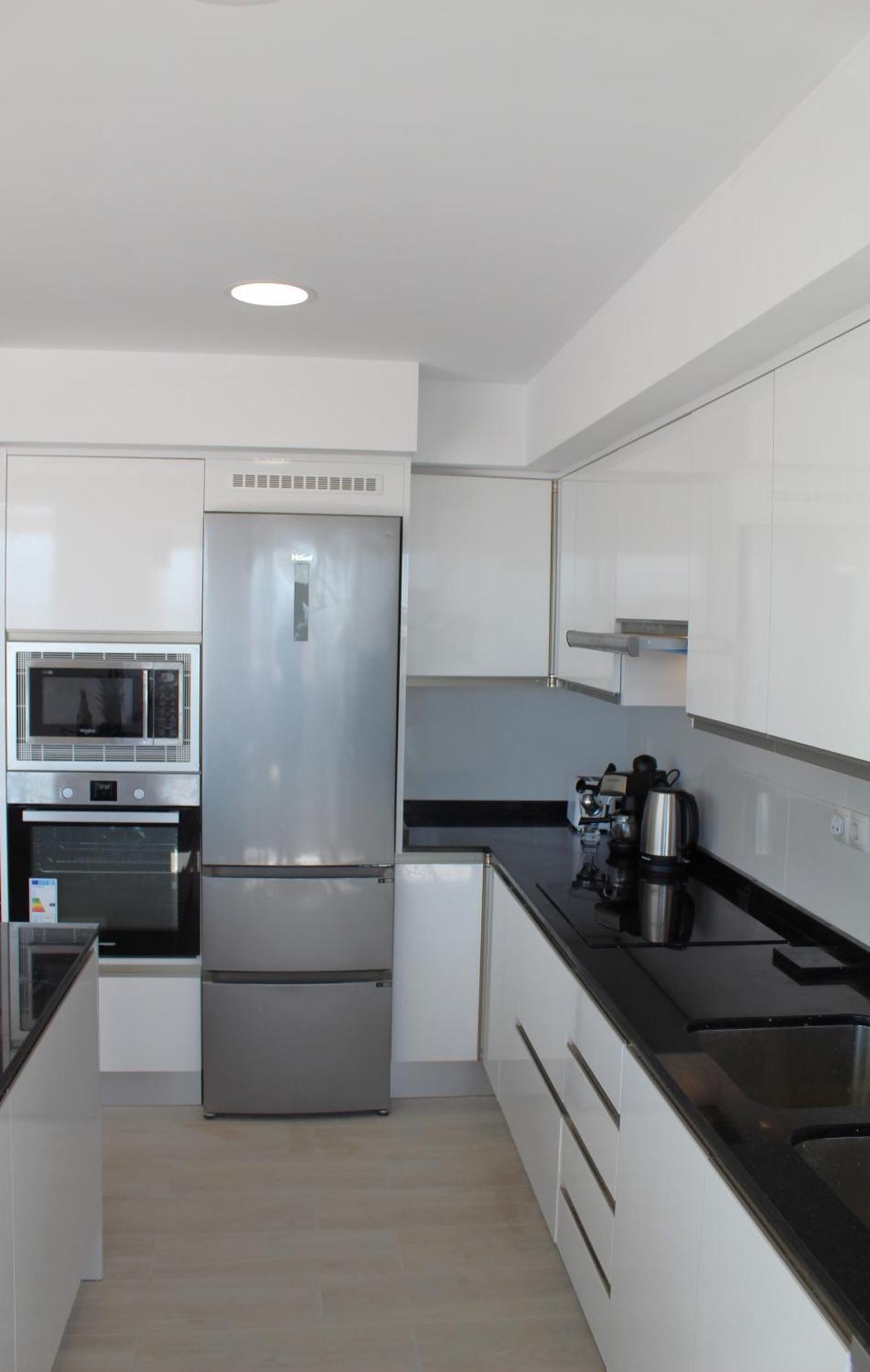 Spacious 4 Bedroom Centre Sleeps 7 Ac Views For Groups Privat bolig *